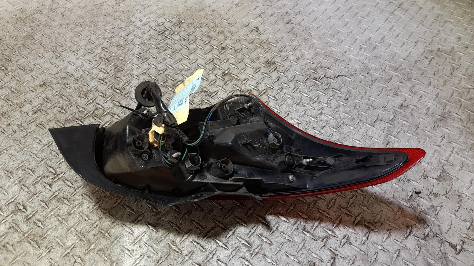 View Auto part Right Taillight Nissan Pulsar 2014