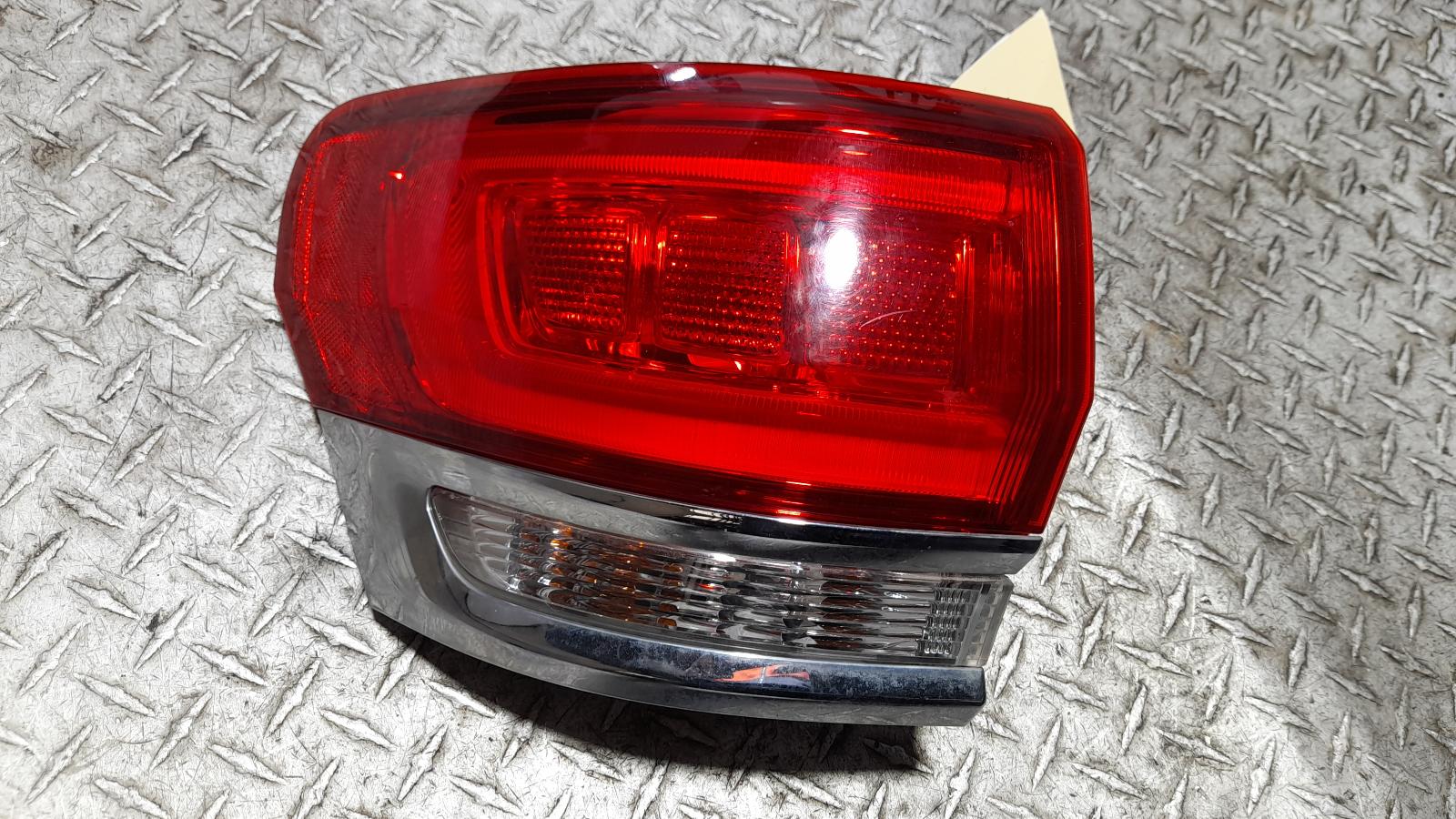 View Auto part Left Taillight Jeep Grandcherokee 2018