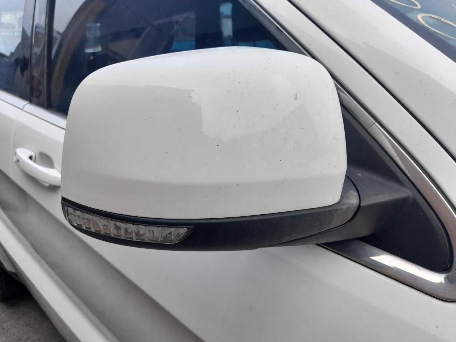 View Auto part Right Door Mirror Jeep Grandcherokee 2018