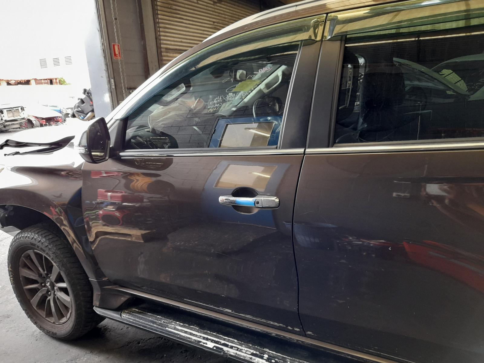 View Auto part Left Front Door Window Mitsubishi Pajero 2016