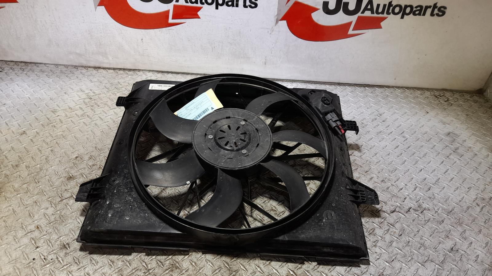 View Auto part Fan Jeep Grandcherokee 2015