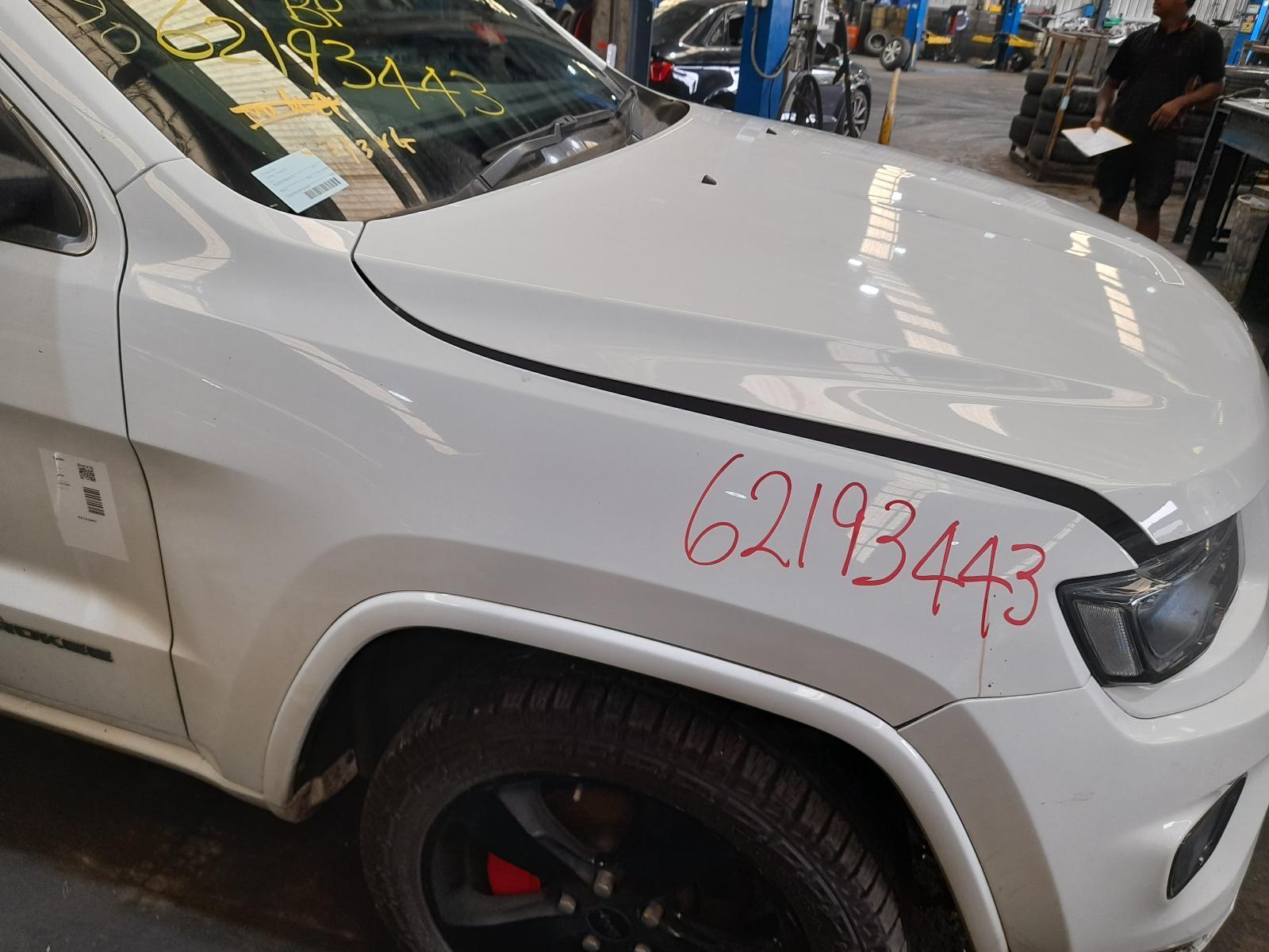 View Auto part Right Guard Jeep Grandcherokee 2015