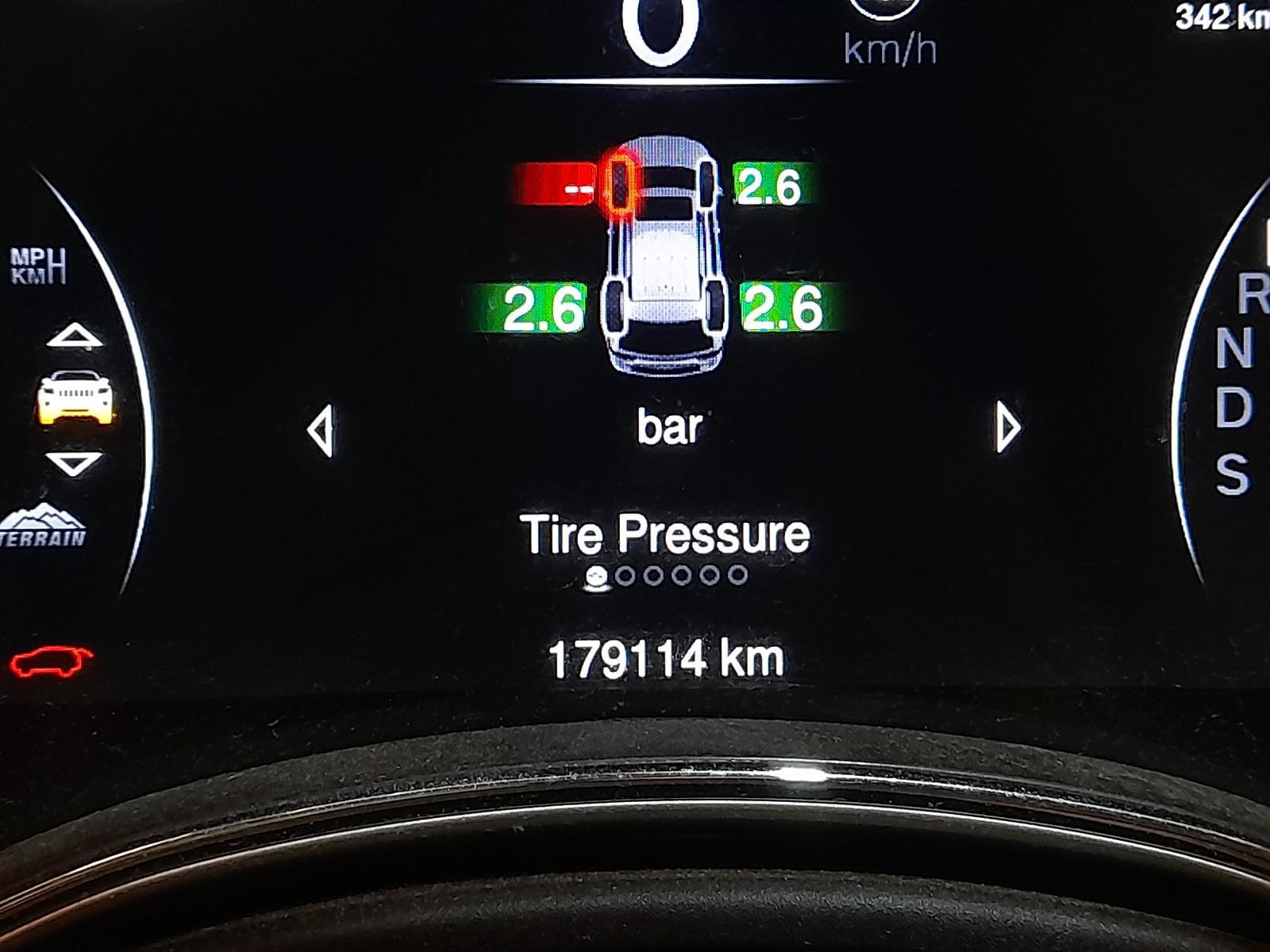 View Auto part Instrument Cluster Jeep Grandcherokee 2015