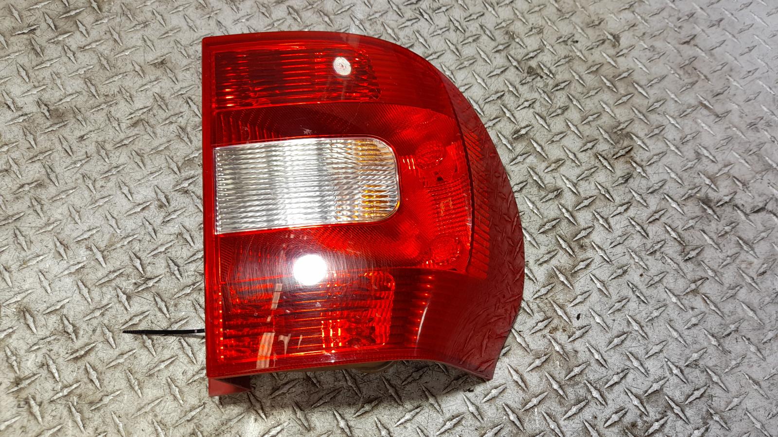 View Auto part Left Taillight Skoda Yeti 2012