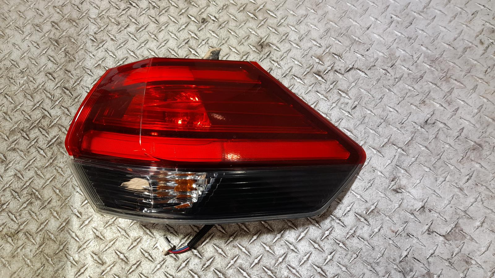 View Auto part Right Taillight Nissan Xtrail 2017
