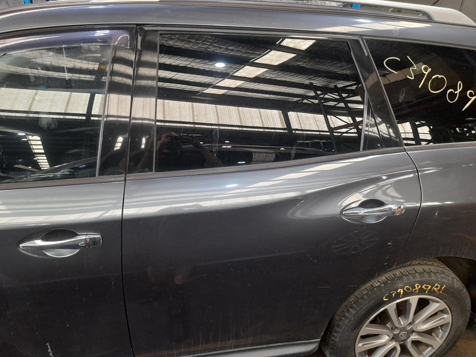 View Auto part Left Rear Door/Sliding Nissan Pathfinder 2013