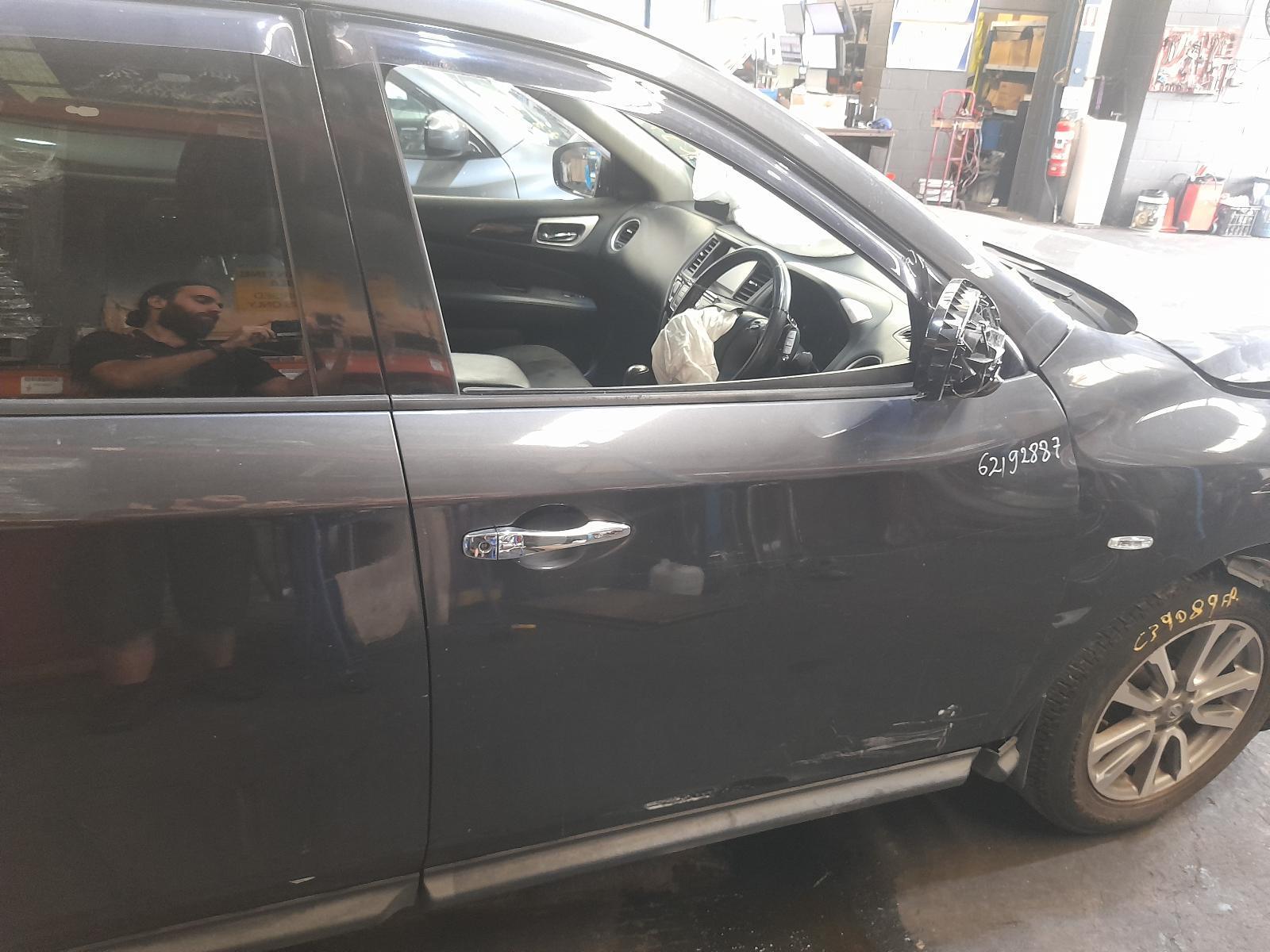 View Auto part Right Front Window Reg/Motor Nissan Pathfinder 2013