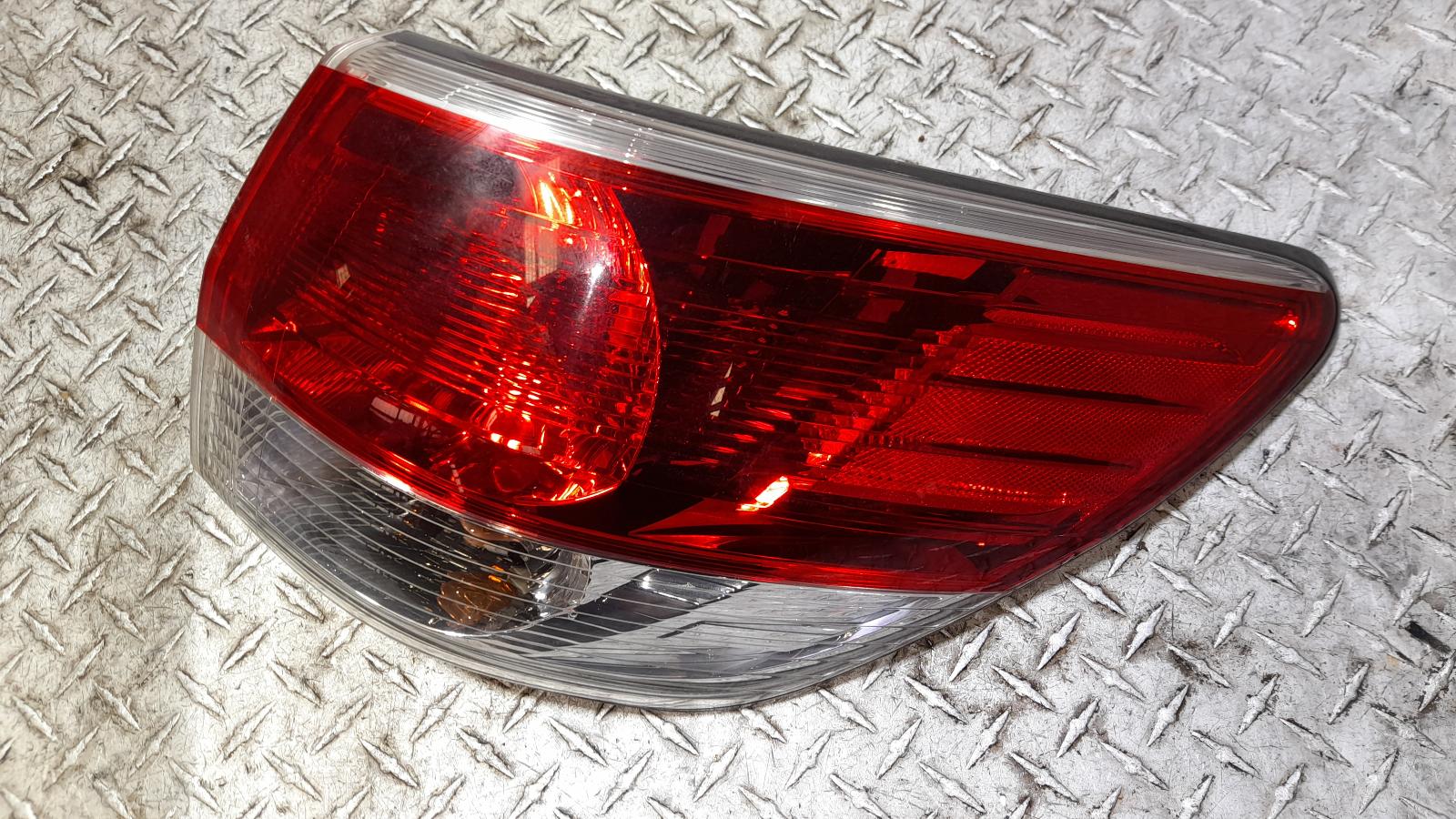 View Auto part Right Taillight Nissan Pathfinder 2013