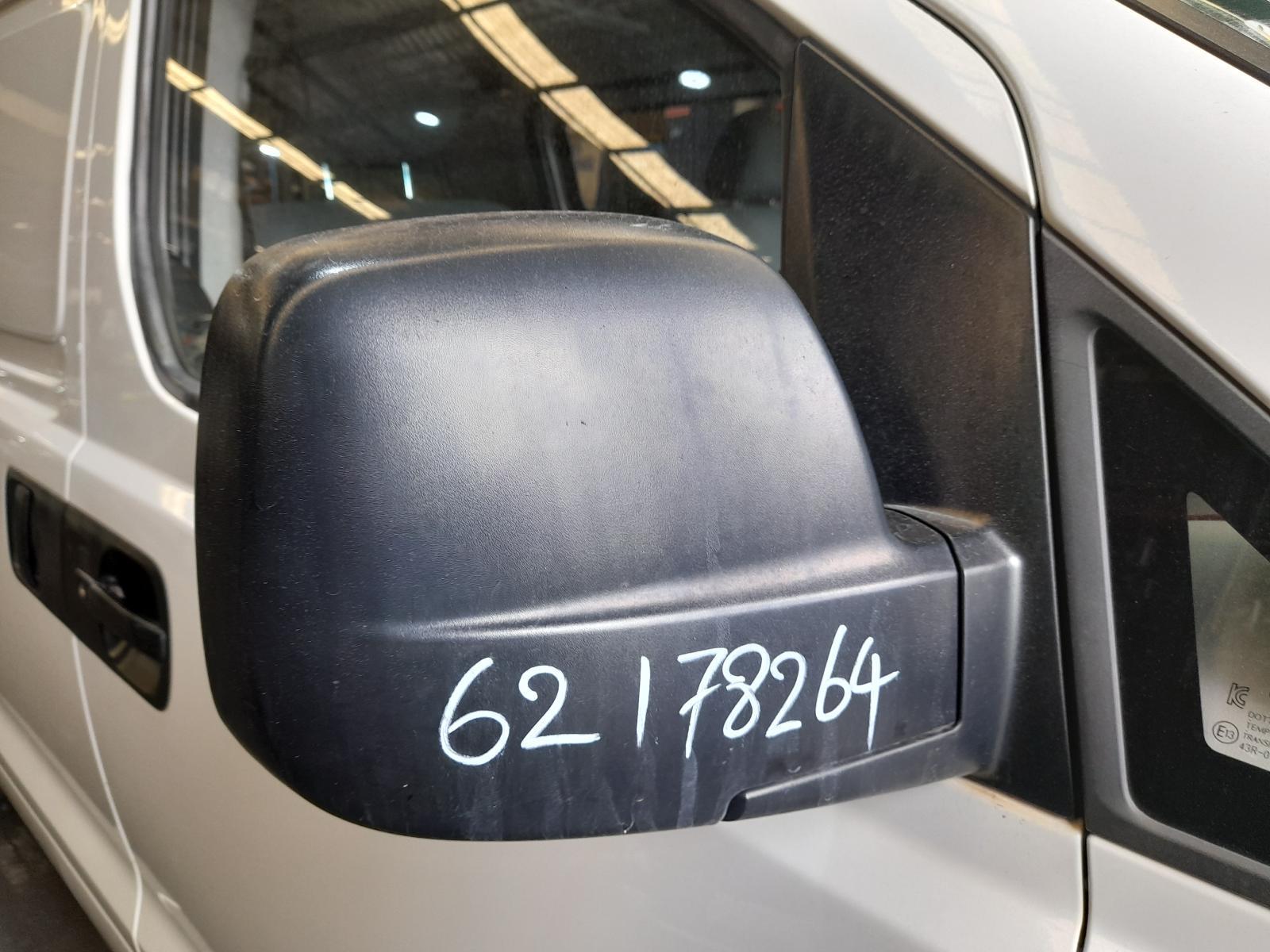 View Auto part Right Door Mirror Hyundai Iload/imax 2018