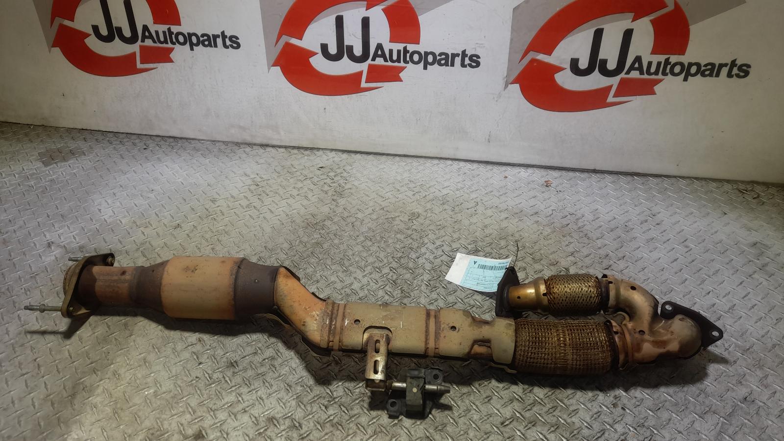 View Auto part Catalytic Converter Nissan Pathfinder 2015