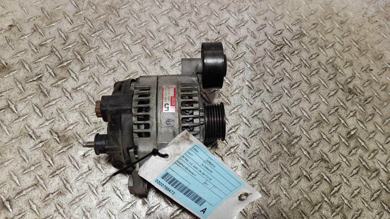 View Auto part Alternator Kia Sorento 2017