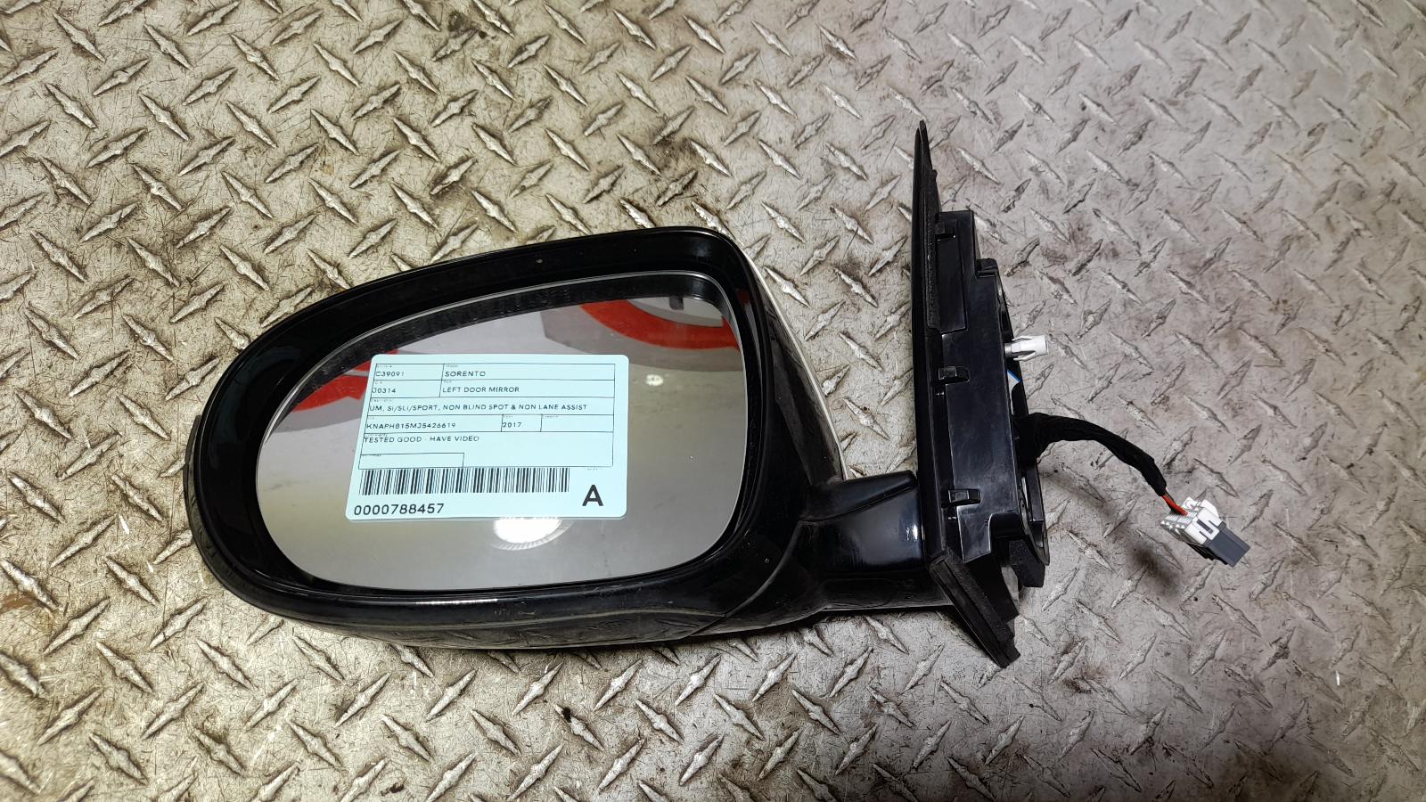 View Auto part Left Door Mirror Kia Sorento 2017