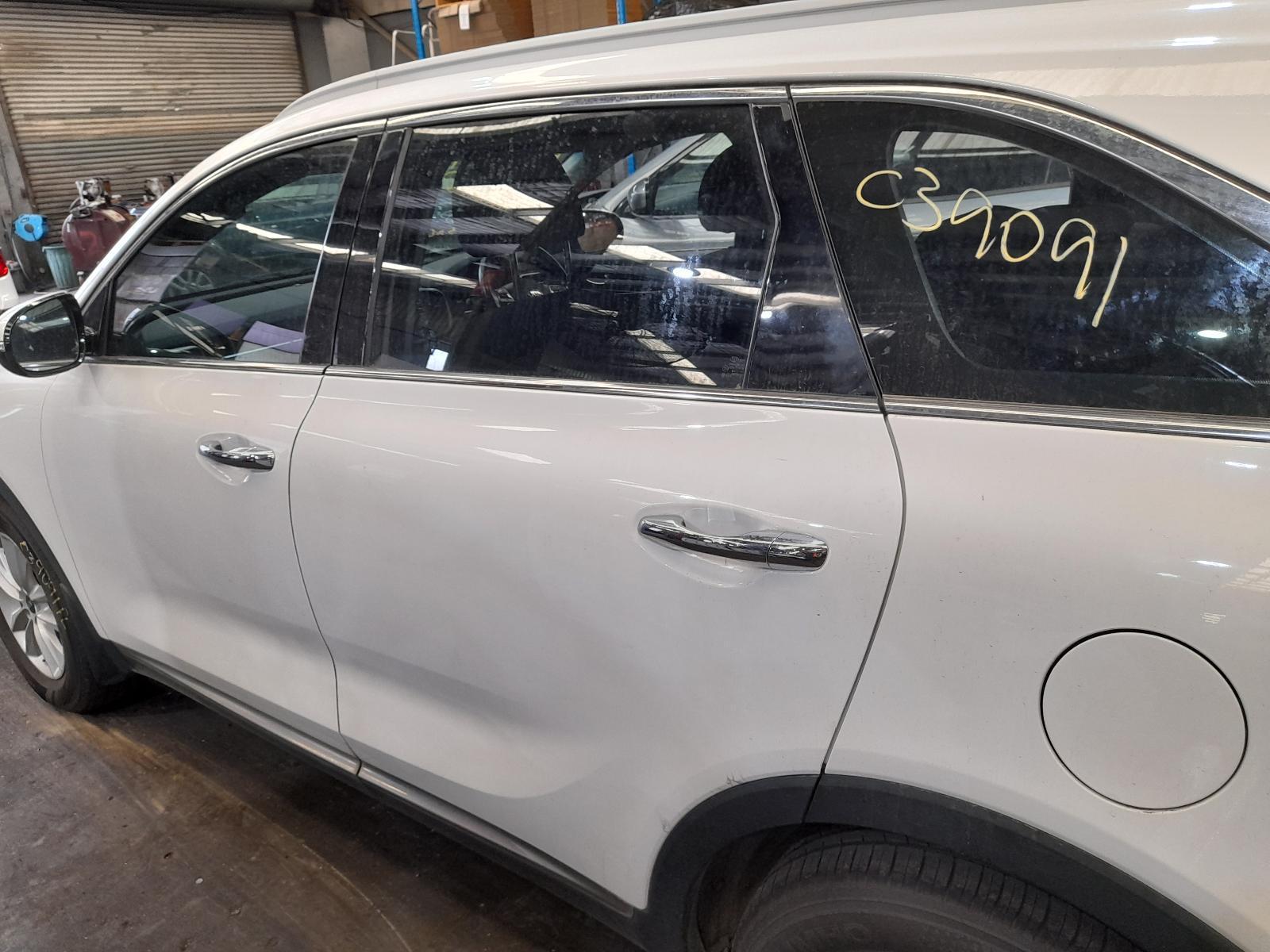 View Auto part Left Rear Door/Sliding Kia Sorento 2017