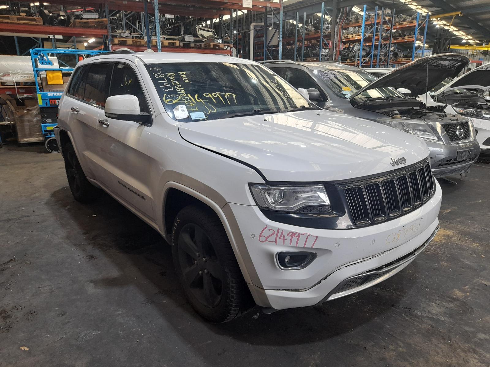 View Auto part Trans/Gearbox Jeep Grandcherokee 2014