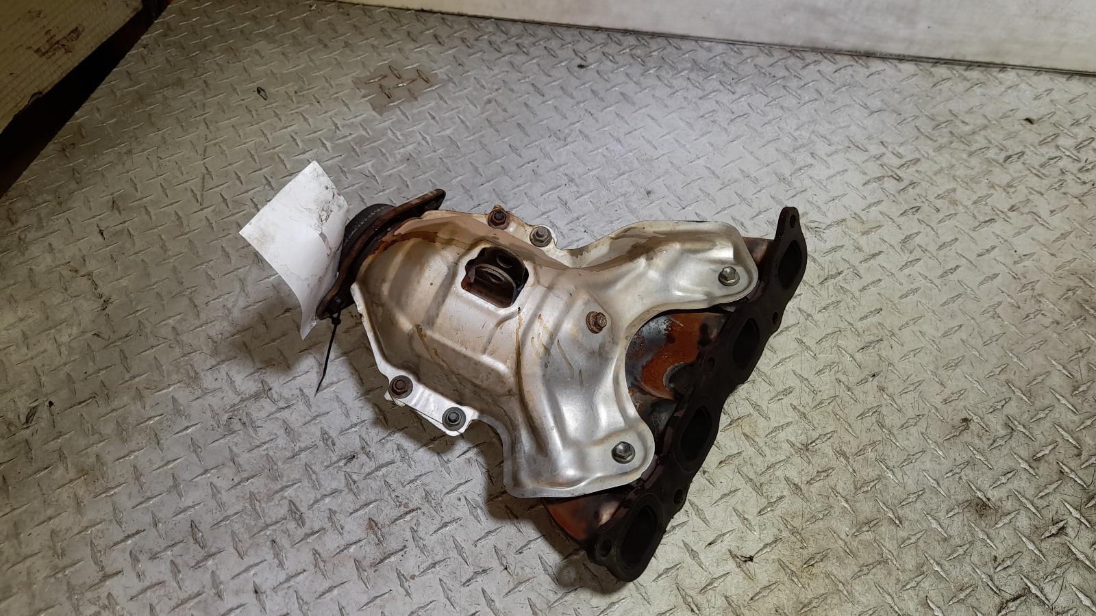 View Auto part Catalytic Converter Mitsubishi Outlander 2013