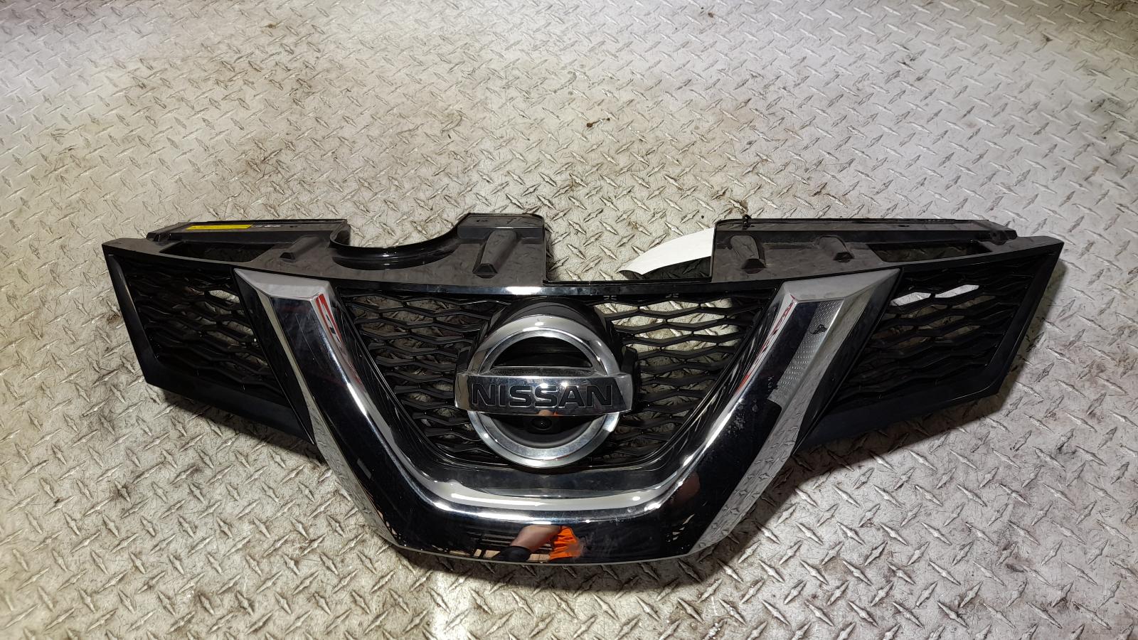 View Auto part Grille Nissan Xtrail 2016
