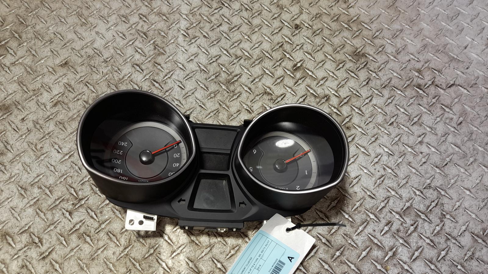 View Auto part Instrument Cluster Hyundai I30 2015