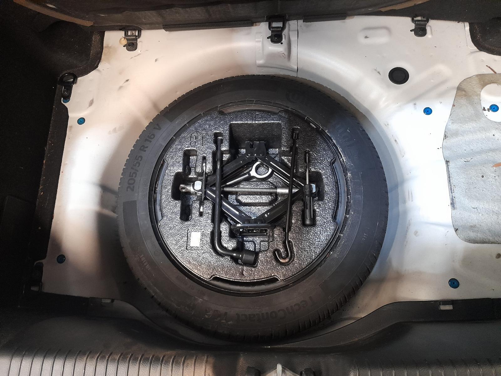 View Auto part Wheel Standard/Steel Hyundai I30 2015