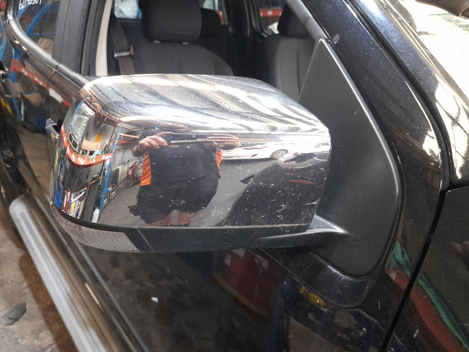 View Auto part Right Door Mirror Holden Colorado 2017