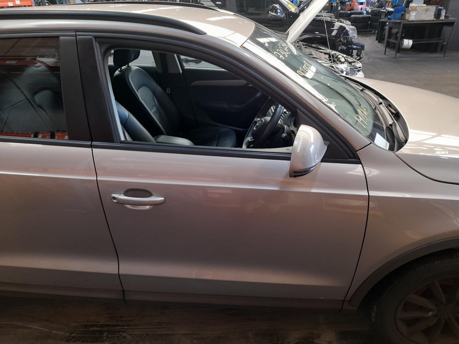 View Auto part Right Front Window Reg/Motor Audi Q3 2012