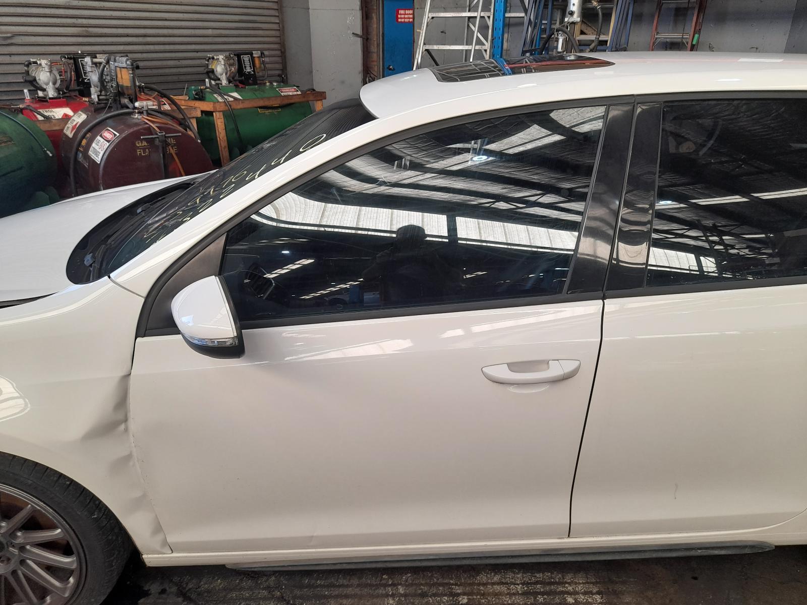 View Auto part Left Front Door Window Volkswagen Golf 2011