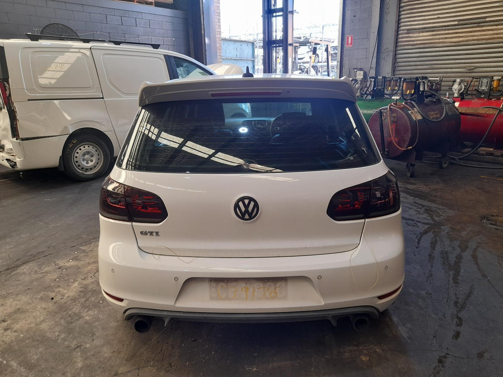 View Auto part Bootlid/Tailgate Volkswagen Golf 2011