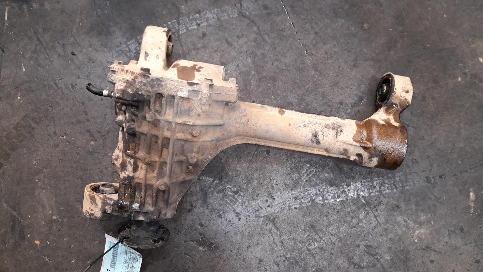 View Auto part Differential Centre Nissan Navara 2012