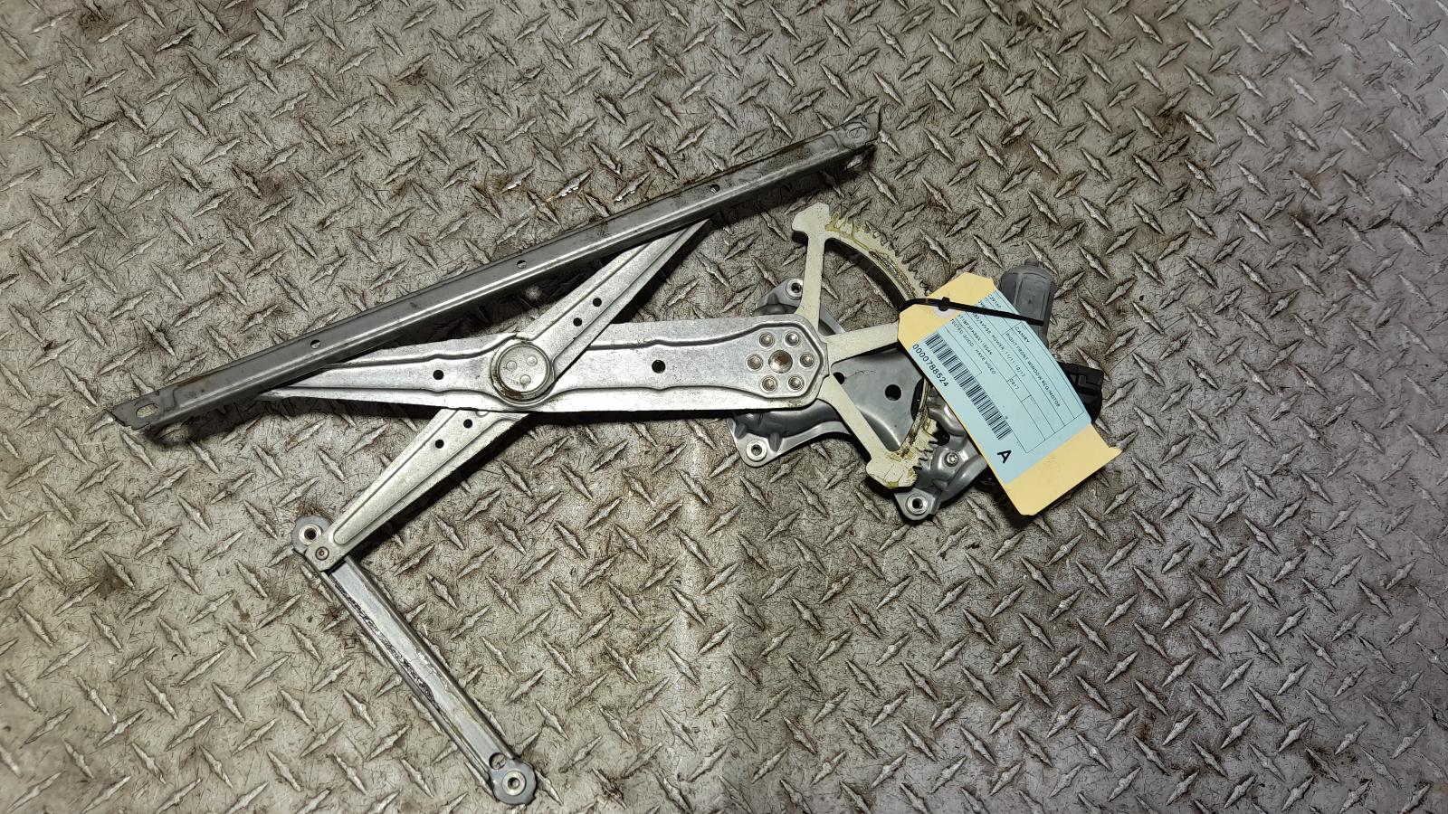 View Auto part Right Front Window Reg/Motor Toyota Camry 2017