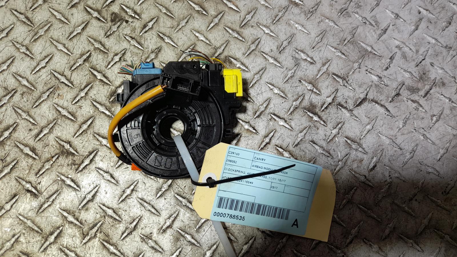 View Auto part Airbag Module/Sensor Toyota Camry 2017