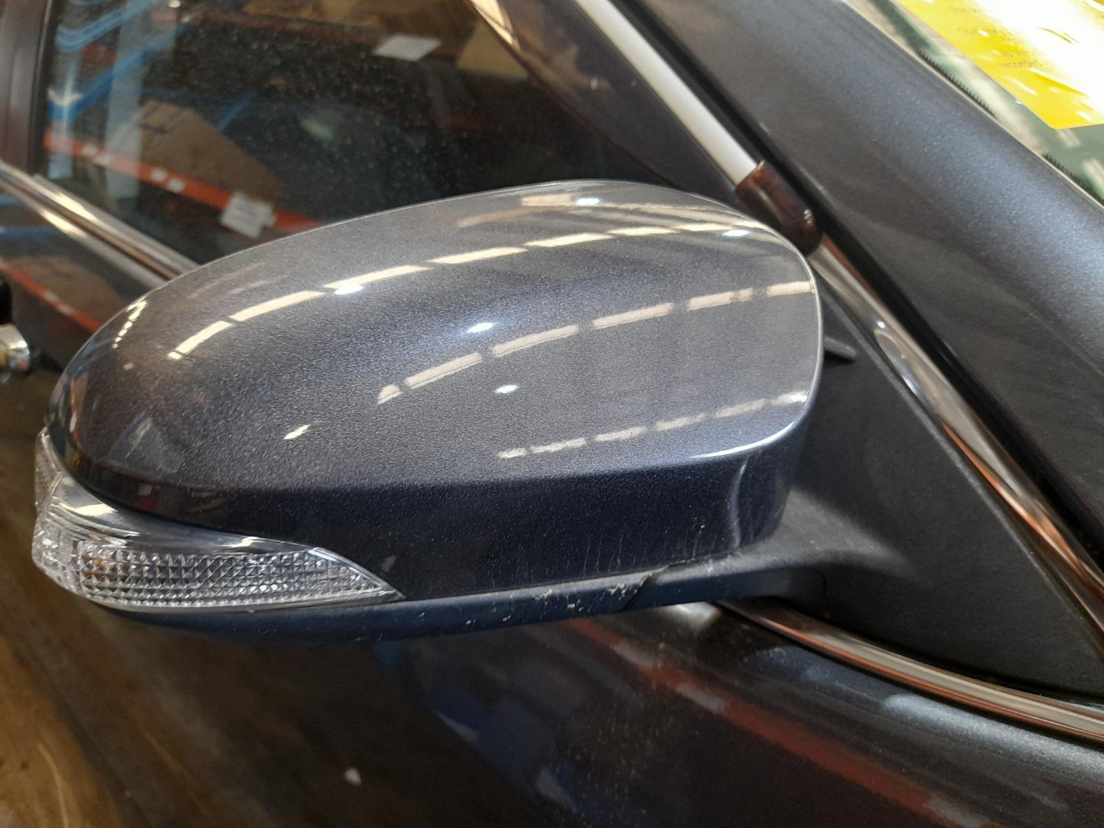 View Auto part Right Door Mirror Toyota Camry 2013