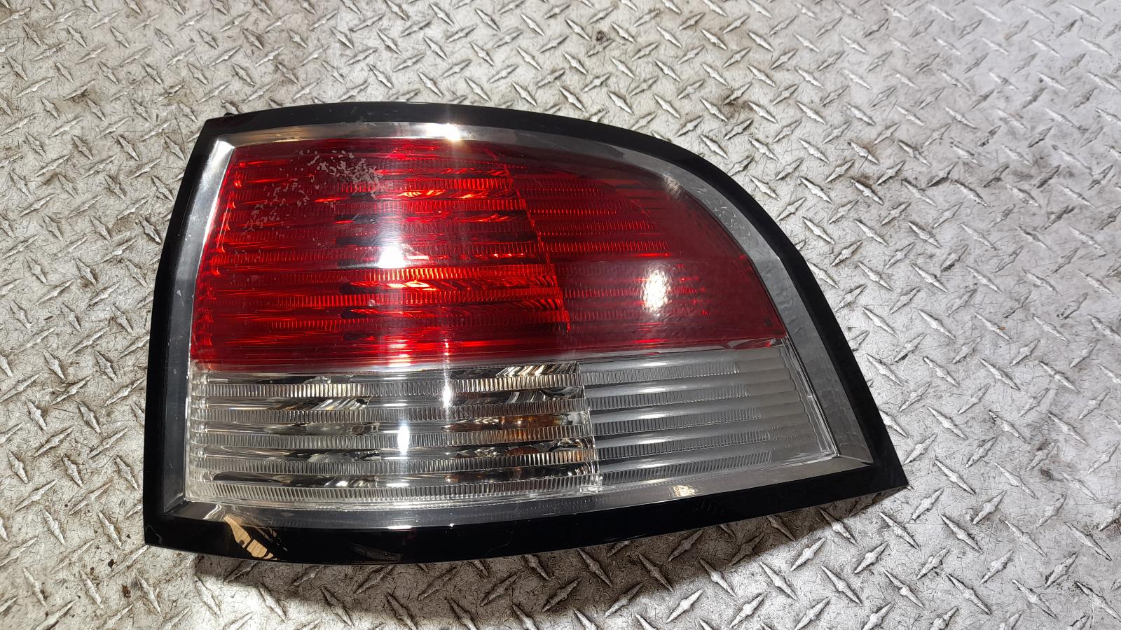 View Auto part Right Taillight Holden Commodore 2011