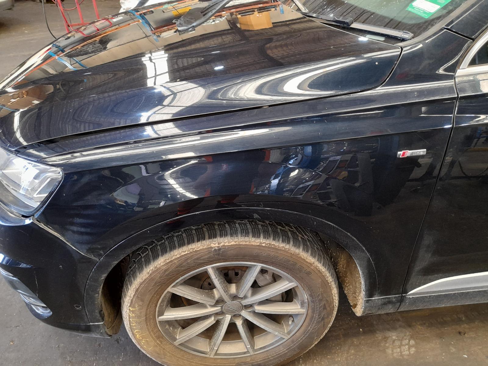 View Auto part Left Guard Audi Q7 2016