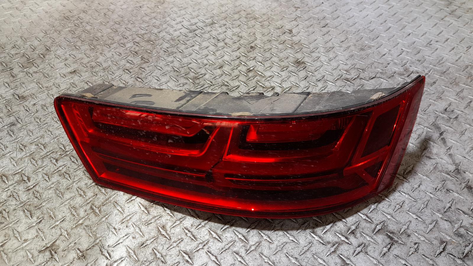 View Auto part Right Taillight Audi Q7 2016