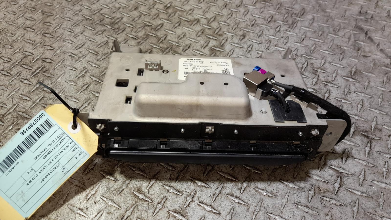 View Auto part Radio/Cd/Dvd/Sat/Tv Audi Q7 2016