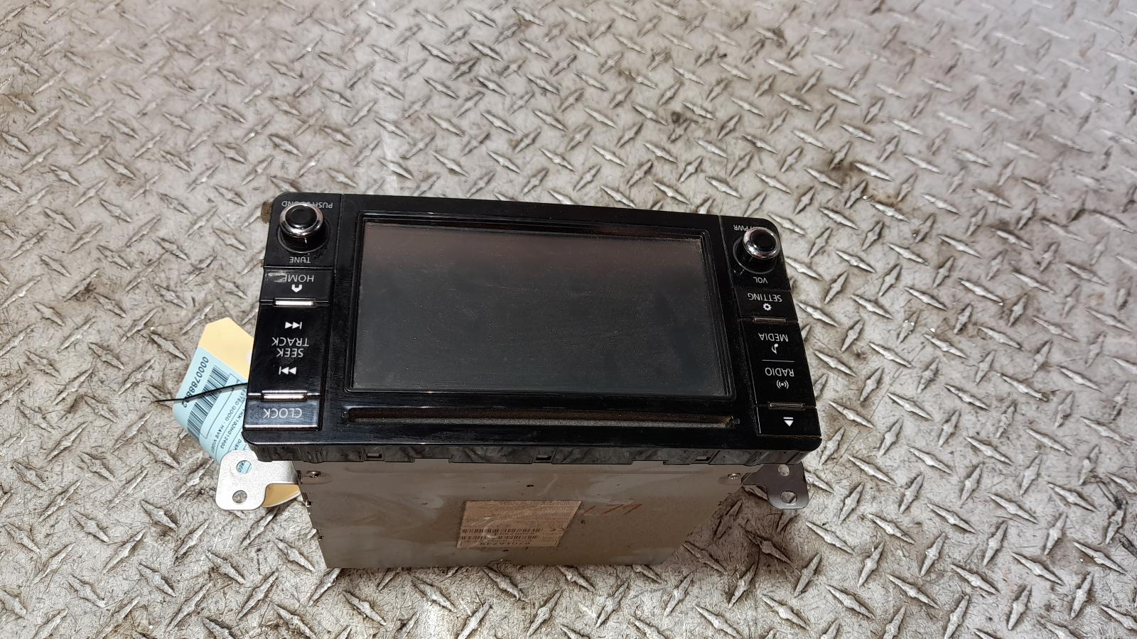 View Auto part Radio/Cd/Dvd/Sat/Tv Mitsubishi Triton 2017