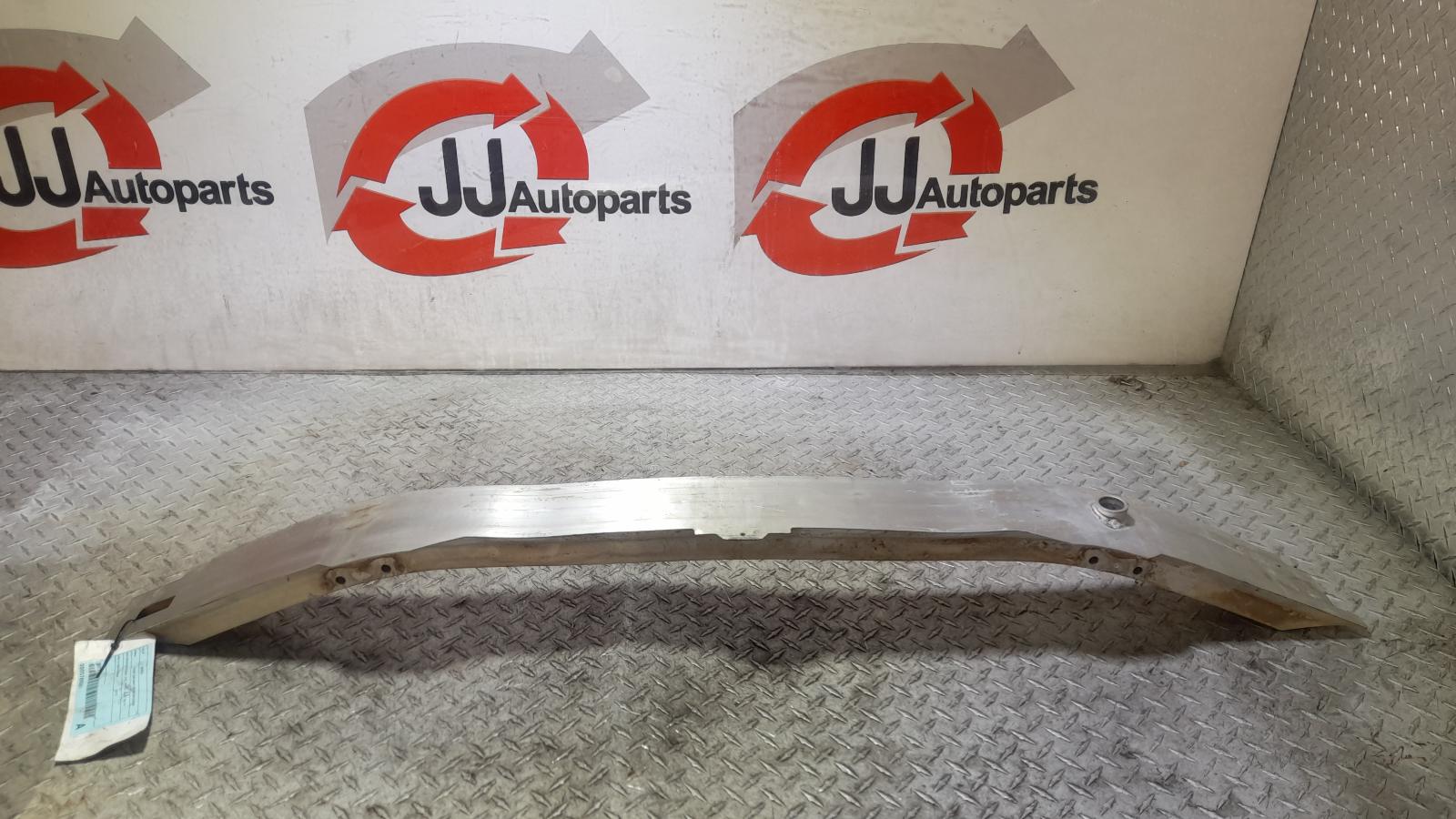 View Auto part F/Bar Reinforc/Brack Bmw 1 Series 2013