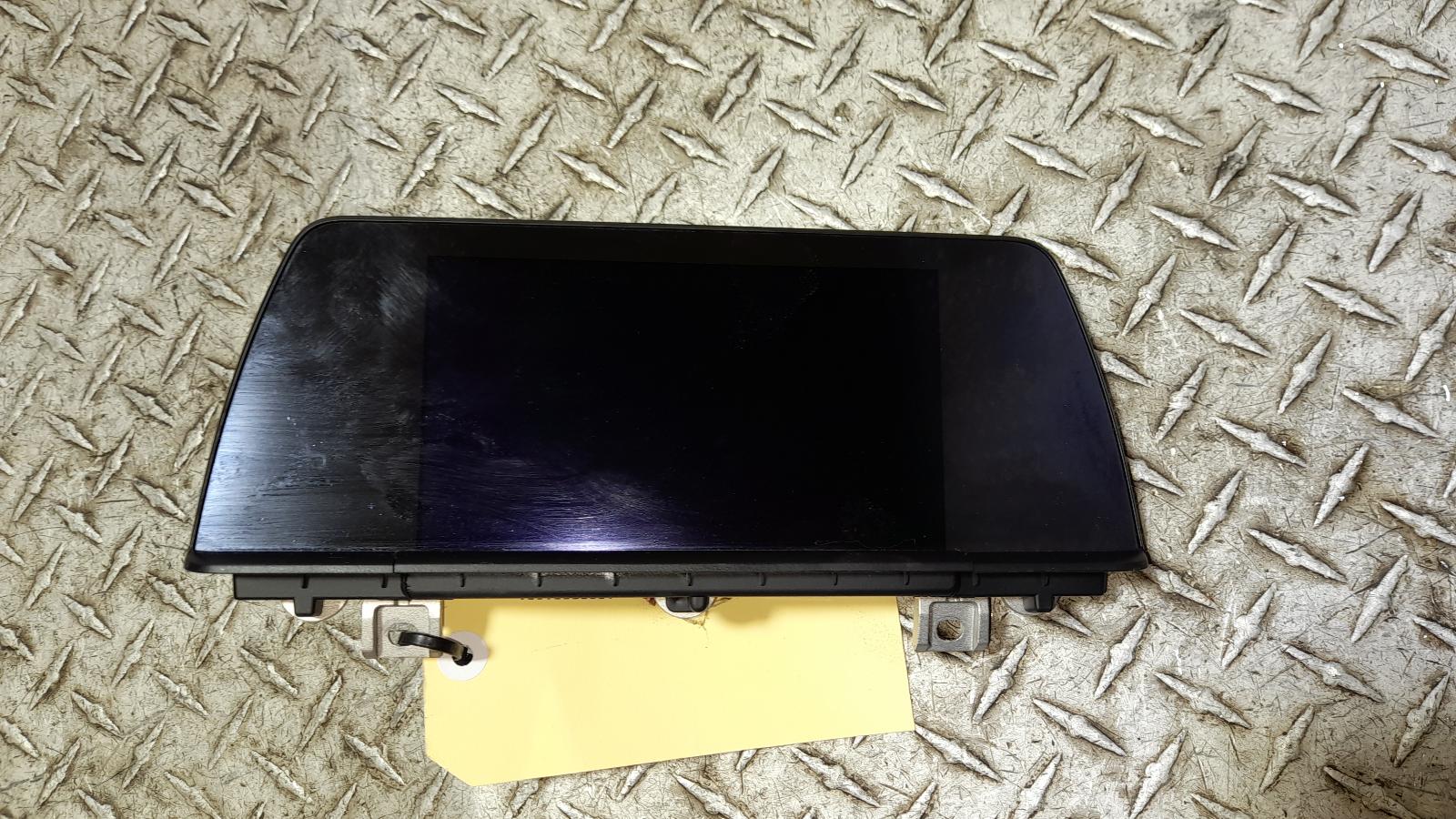 View Auto part Radio/Cd/Dvd/Sat/Tv Bmw 1 Series 2013