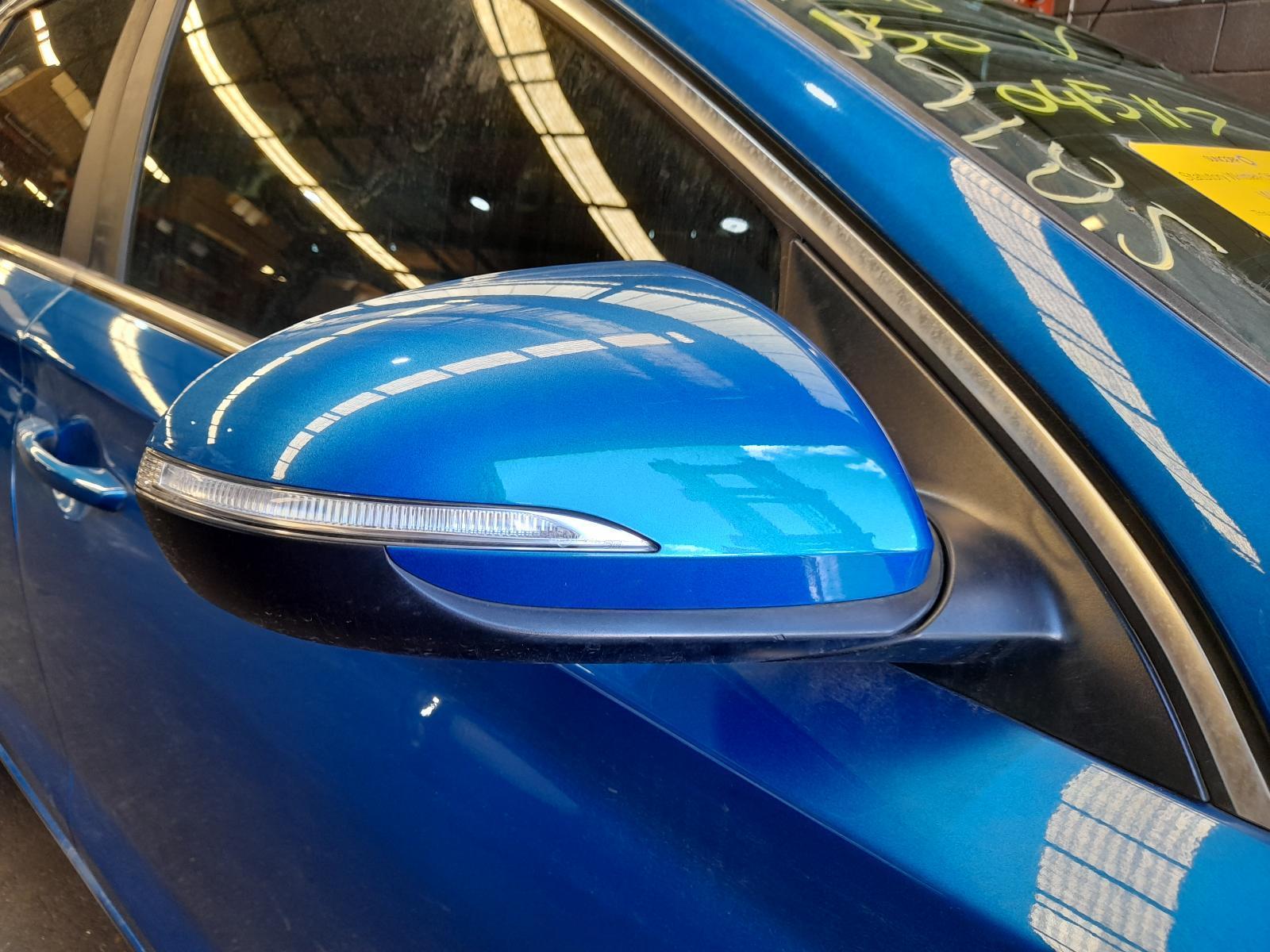 View Auto part Right Door Mirror Hyundai I30 2018