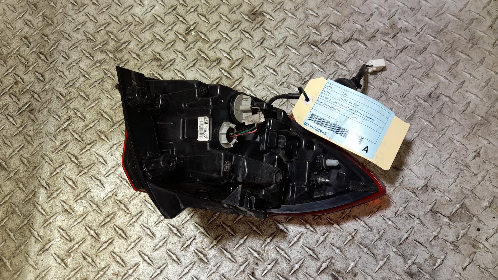 View Auto part Right Taillight Hyundai I30 2018