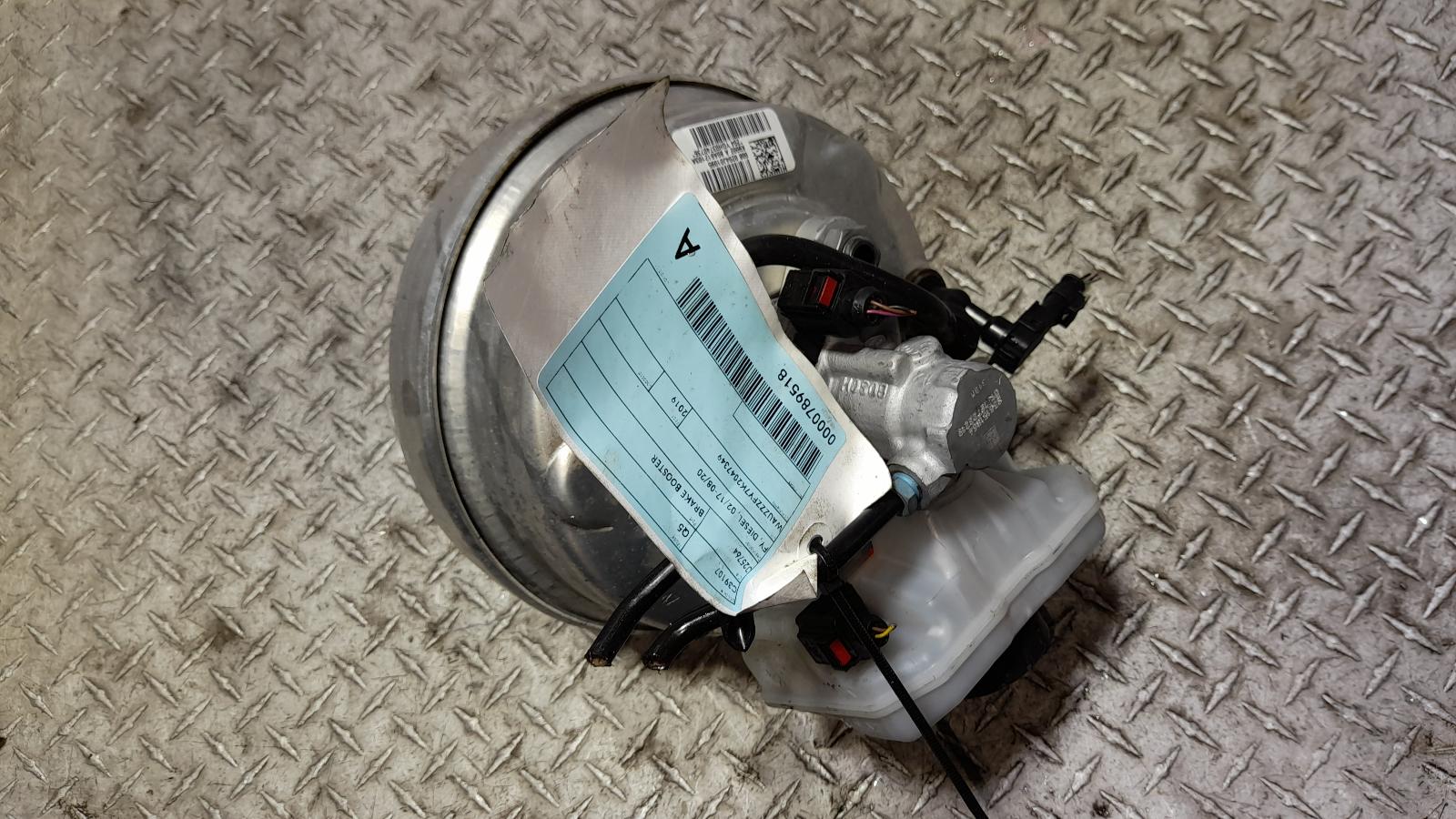 View Auto part Brake Booster Audi Q5 2019