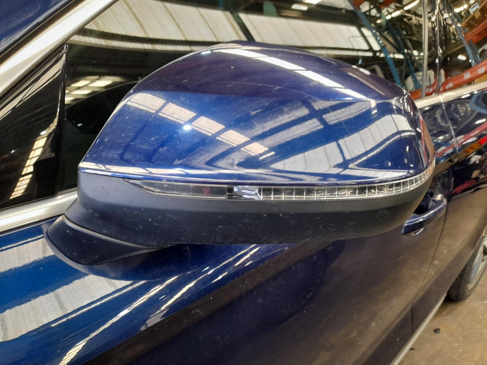 View Auto part Left Door Mirror Audi Q5 2019