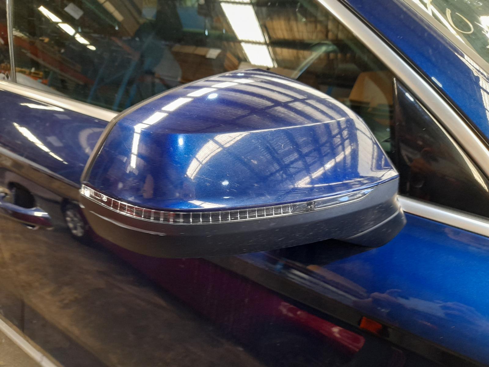 View Auto part Right Door Mirror Audi Q5 2019