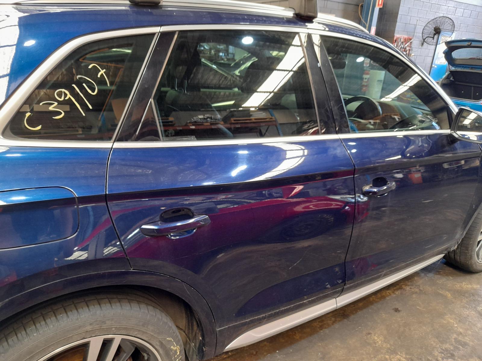 View Auto part Right Rear Door Sliding Audi Q5 2019