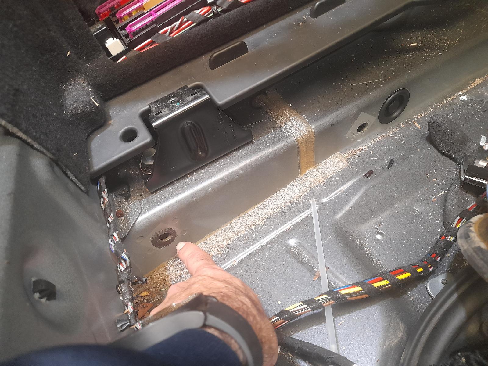 View Auto part Towbar Audi Q5 2019