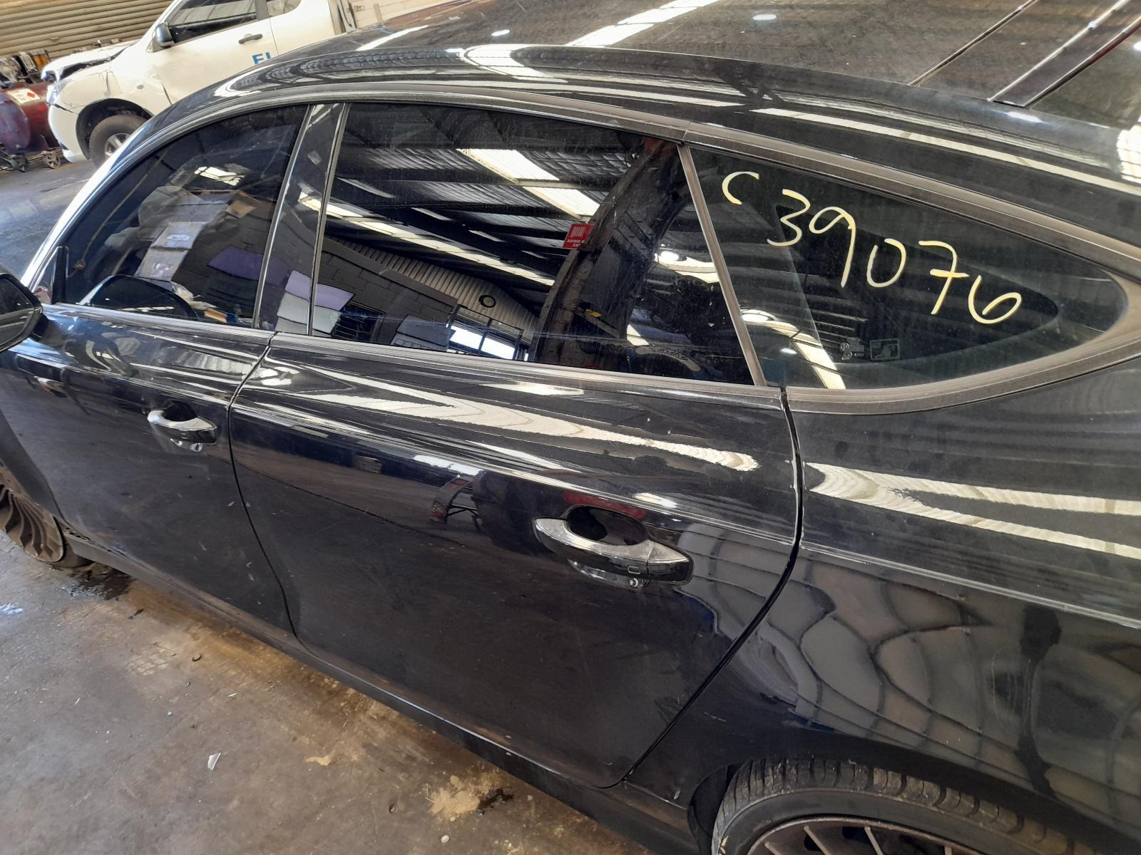 View Auto part Left Rear Door/Sliding Audi A7 2012