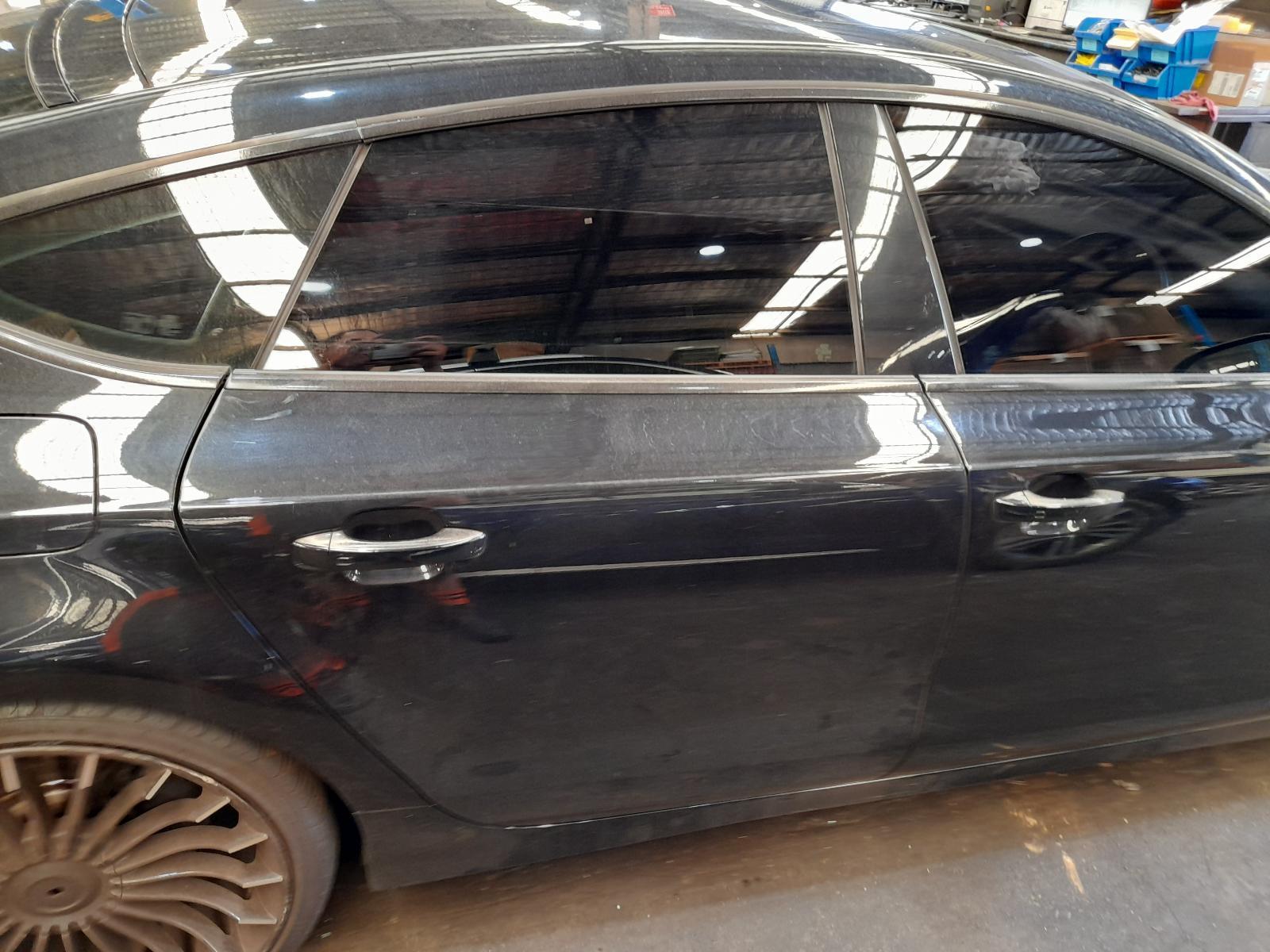 View Auto part Right Rear Door Sliding Audi A7 2012