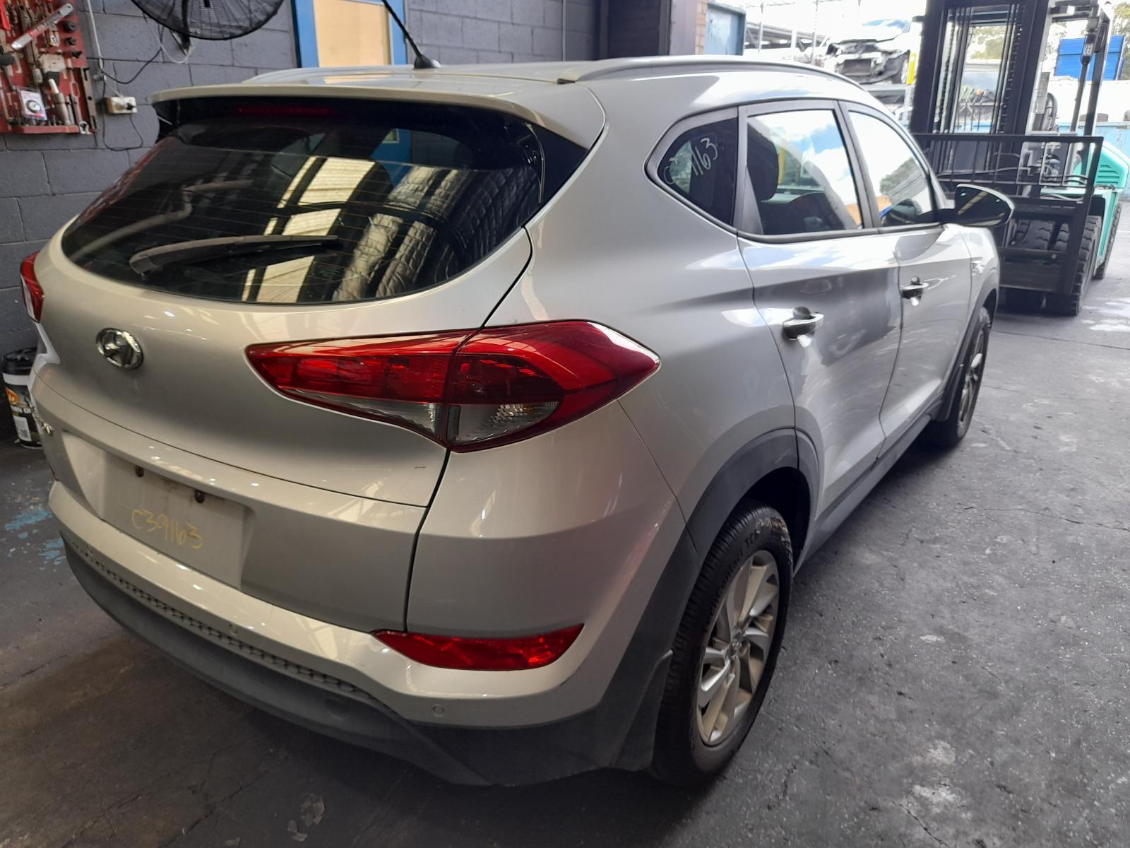 View Auto part Trans/Gearbox Hyundai Tucson 2015