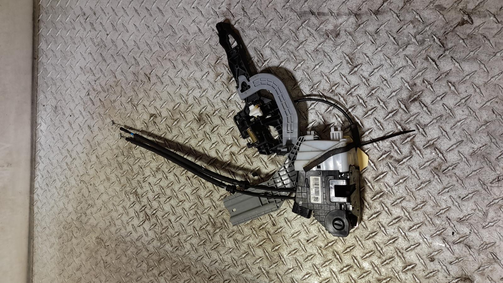 View Auto part Door/Boot/Gate Lock Hyundai Tucson 2015