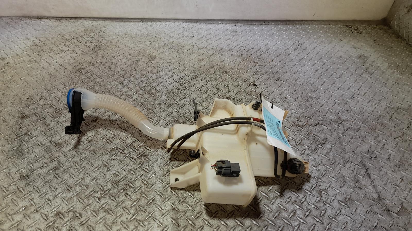 View Auto part Washer Bottle Mazda Cx8 2019