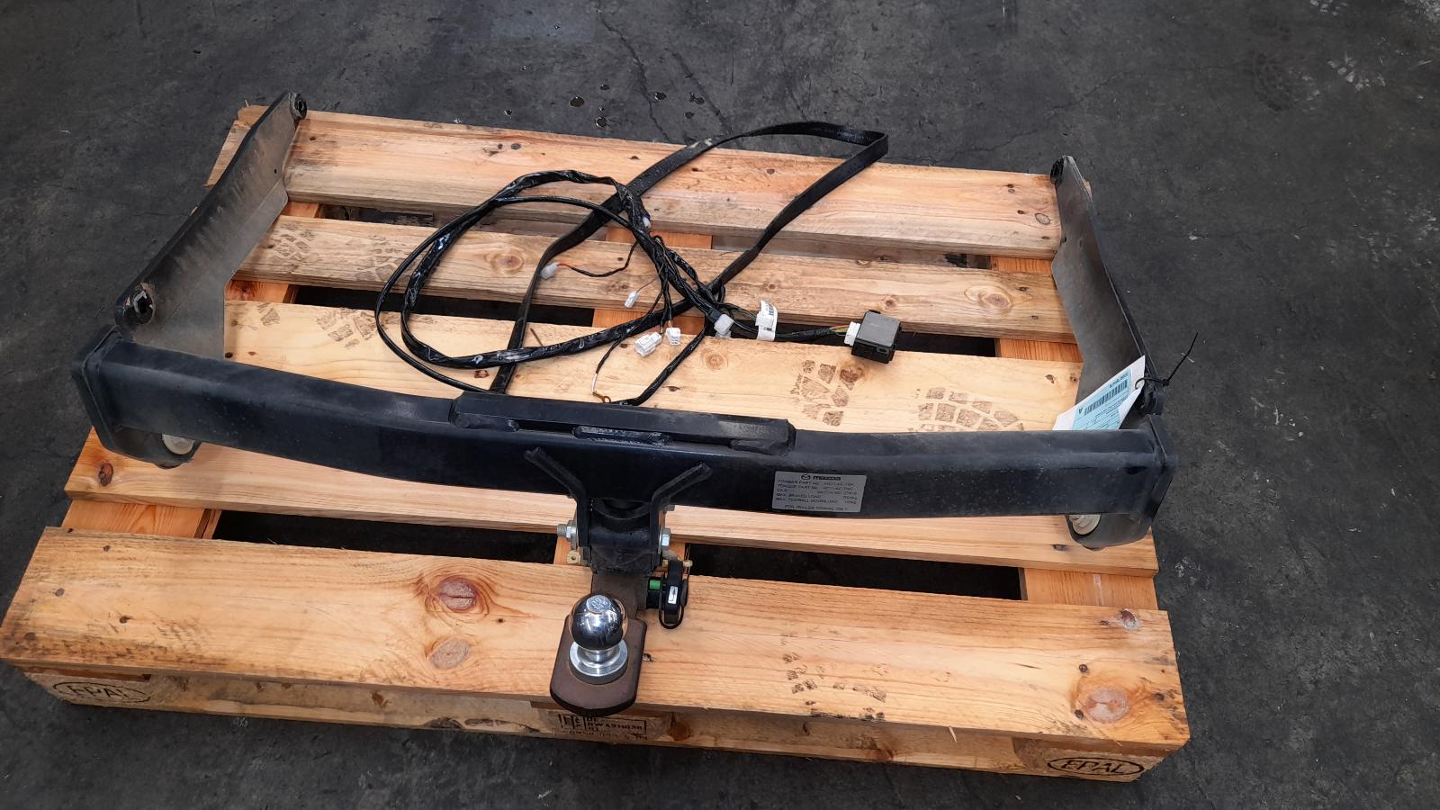 View Auto part Towbar Mazda Cx8 2019